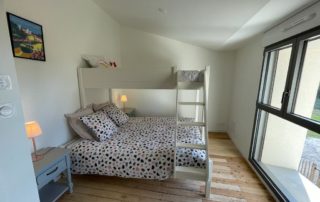 Chambre à l'étage dans le gite en Vendée