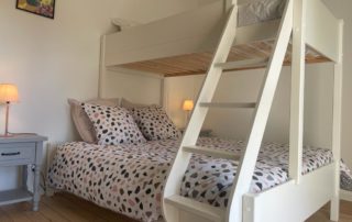 Chambre à l'étage dans le gite en Vendée