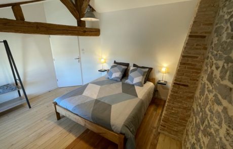 Chambre à l'étage dans le gite en Vendée